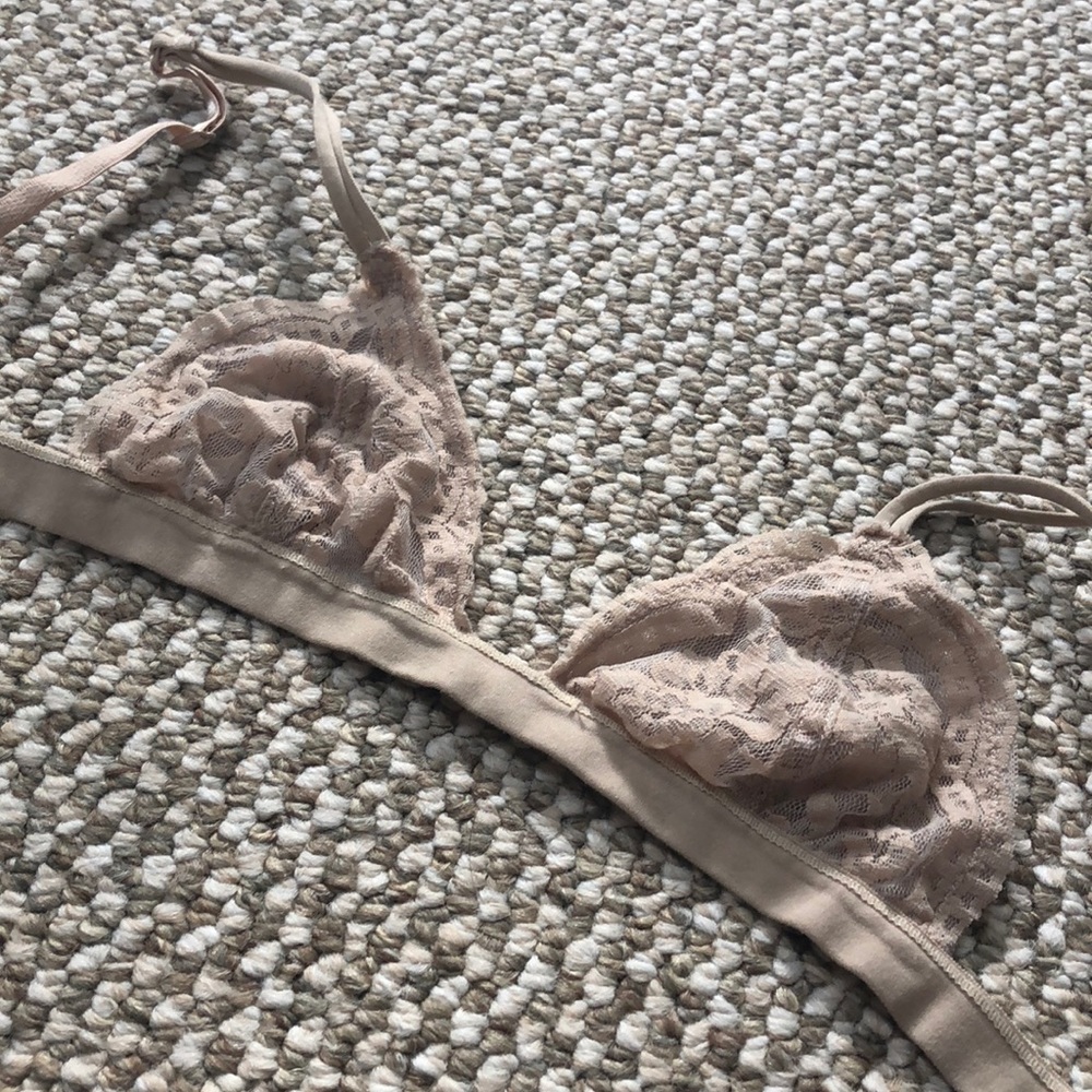Brandy Melville tan bralette